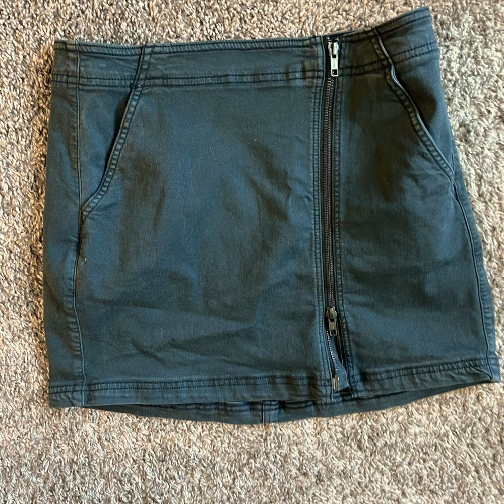 Black denim zip skirt